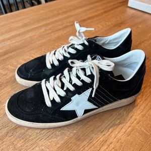 NEW Golden Goose Sneakers - Ballstar 38